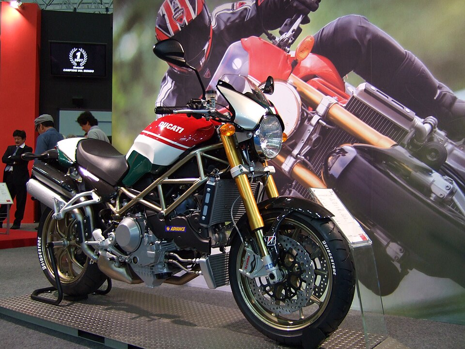 Ducati Monster 2024