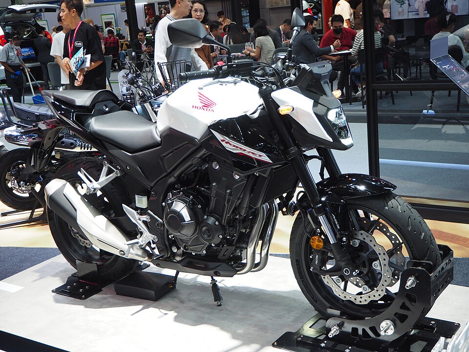 Honda CB500F 2024