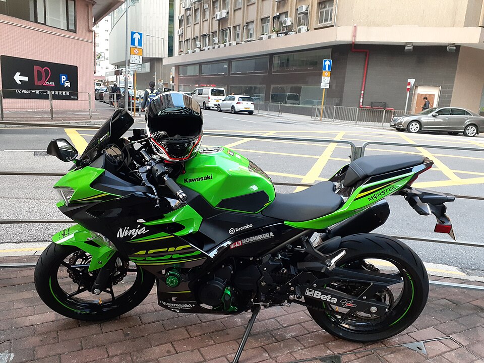 Kawasaki Ninja 400 2024