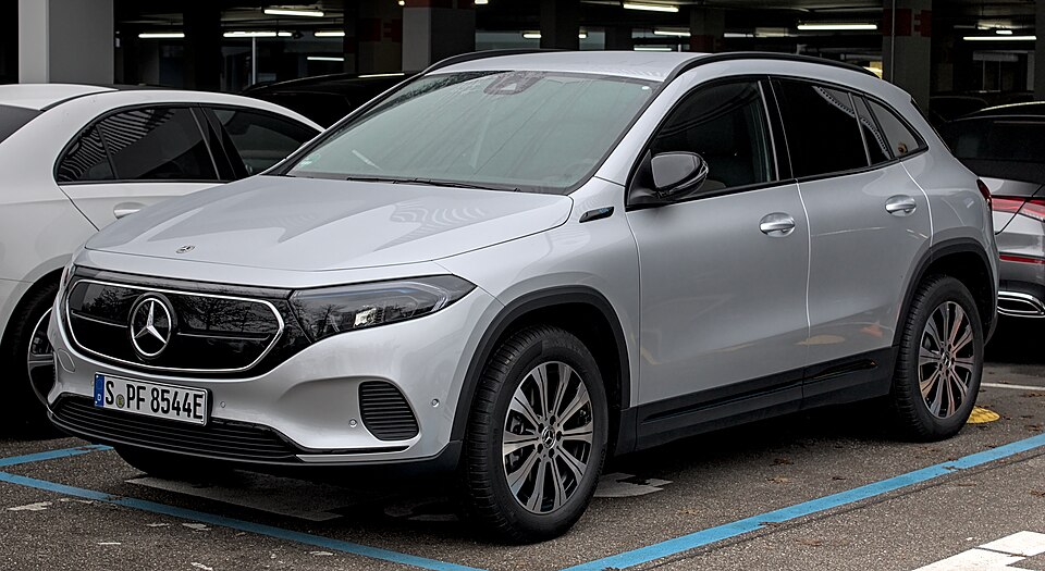 Mercedes-Benz EQA 2024