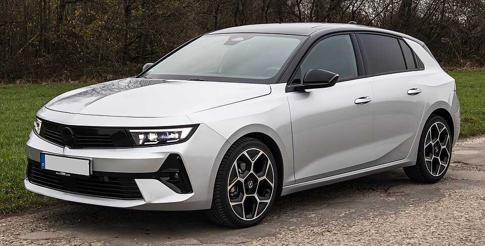Opel Astra 2024