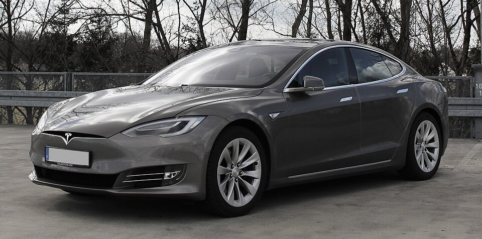 Tesla Model S 2024