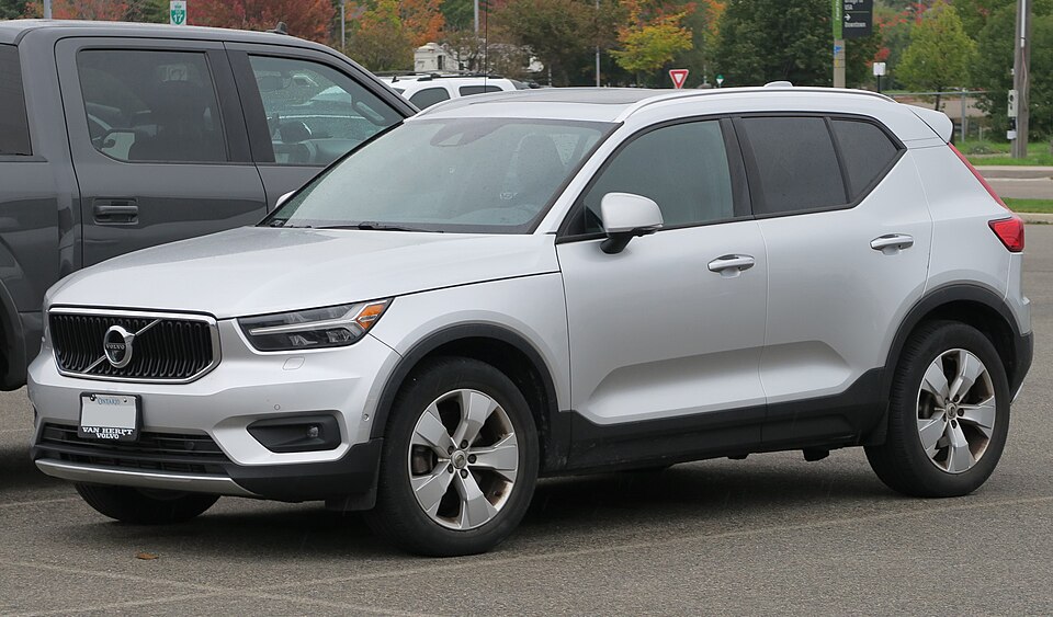 Volvo XC40 2024