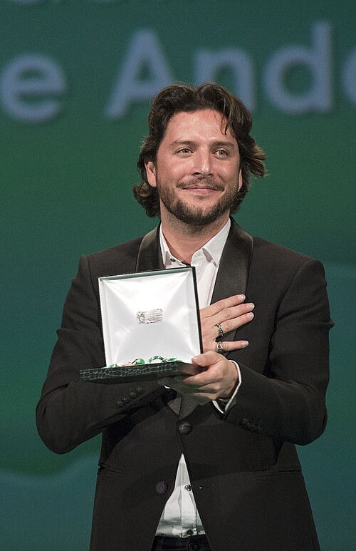 Photo of Manuel Carrasco