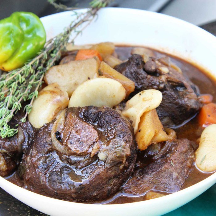 Foto de Rabo de toro estofado al vino tinto, receta de Recetas Sin Gluten